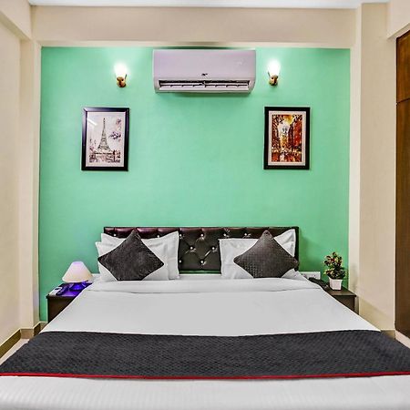 Townhouse Rumaisa Indirapuram Exterior foto